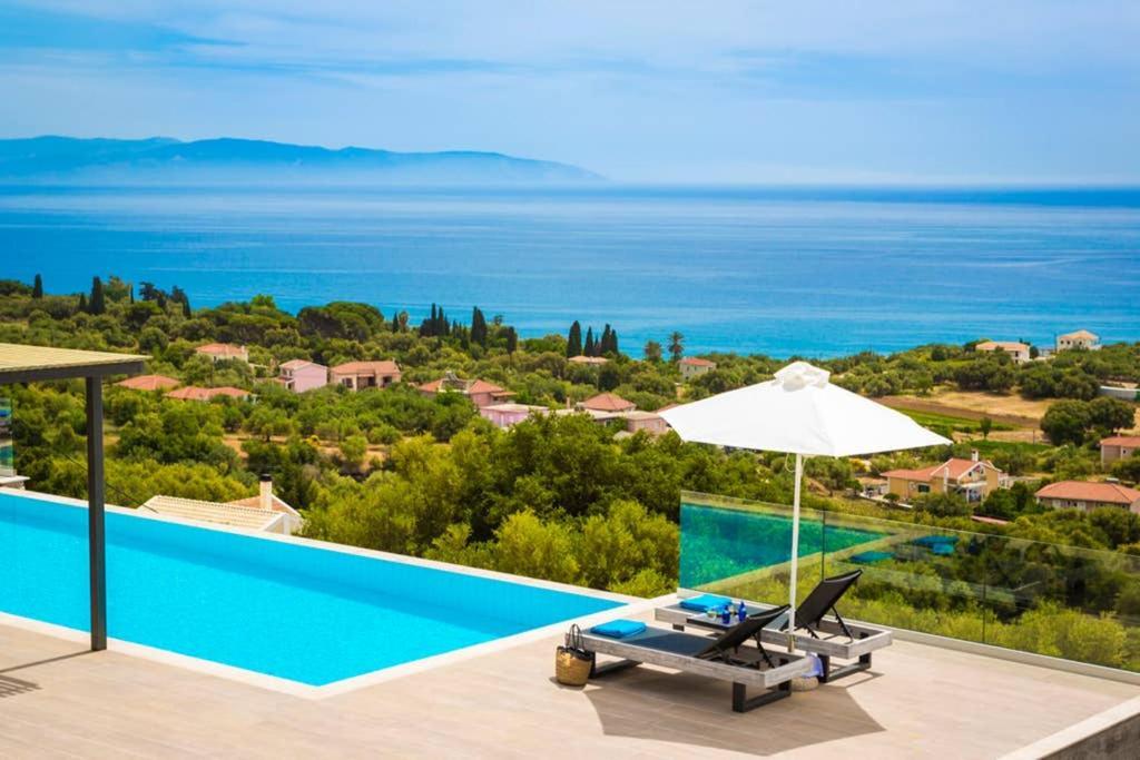 New Villa Blue With Private Pool At Trapezaki Livathos  Екстер'єр фото