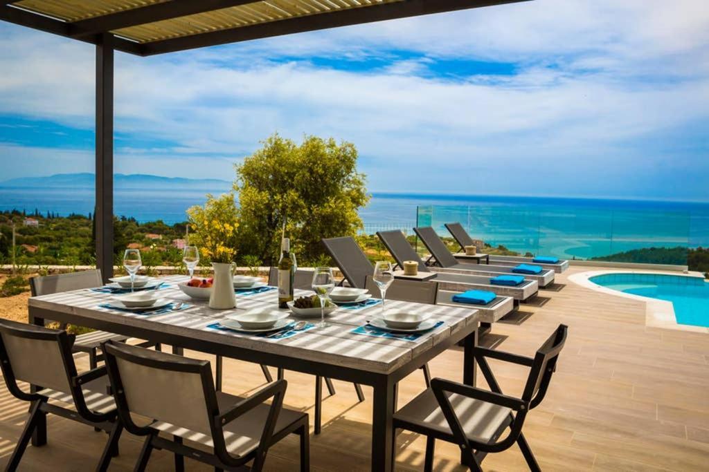 New Villa Blue With Private Pool At Trapezaki Livathos  Екстер'єр фото
